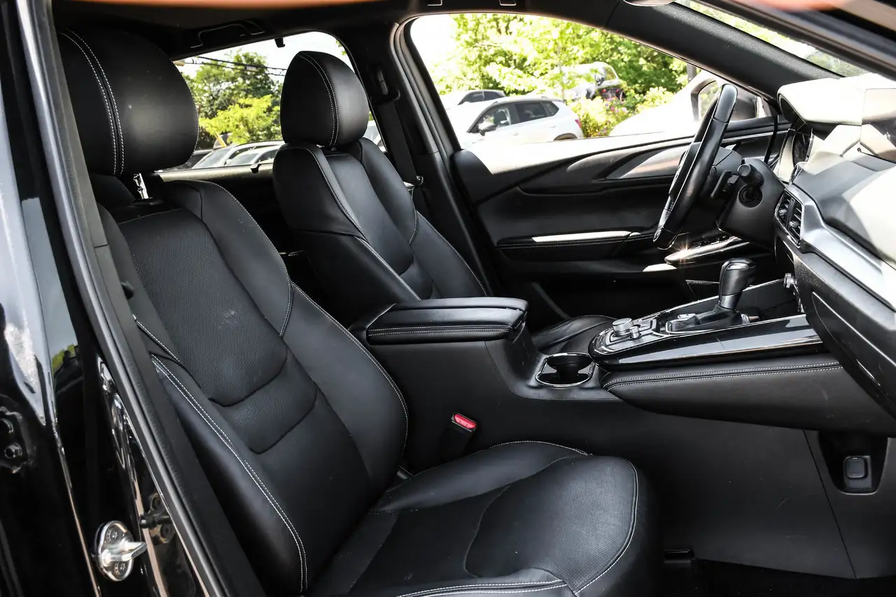 Mazda CX-9 fotografie Mazda CX-9