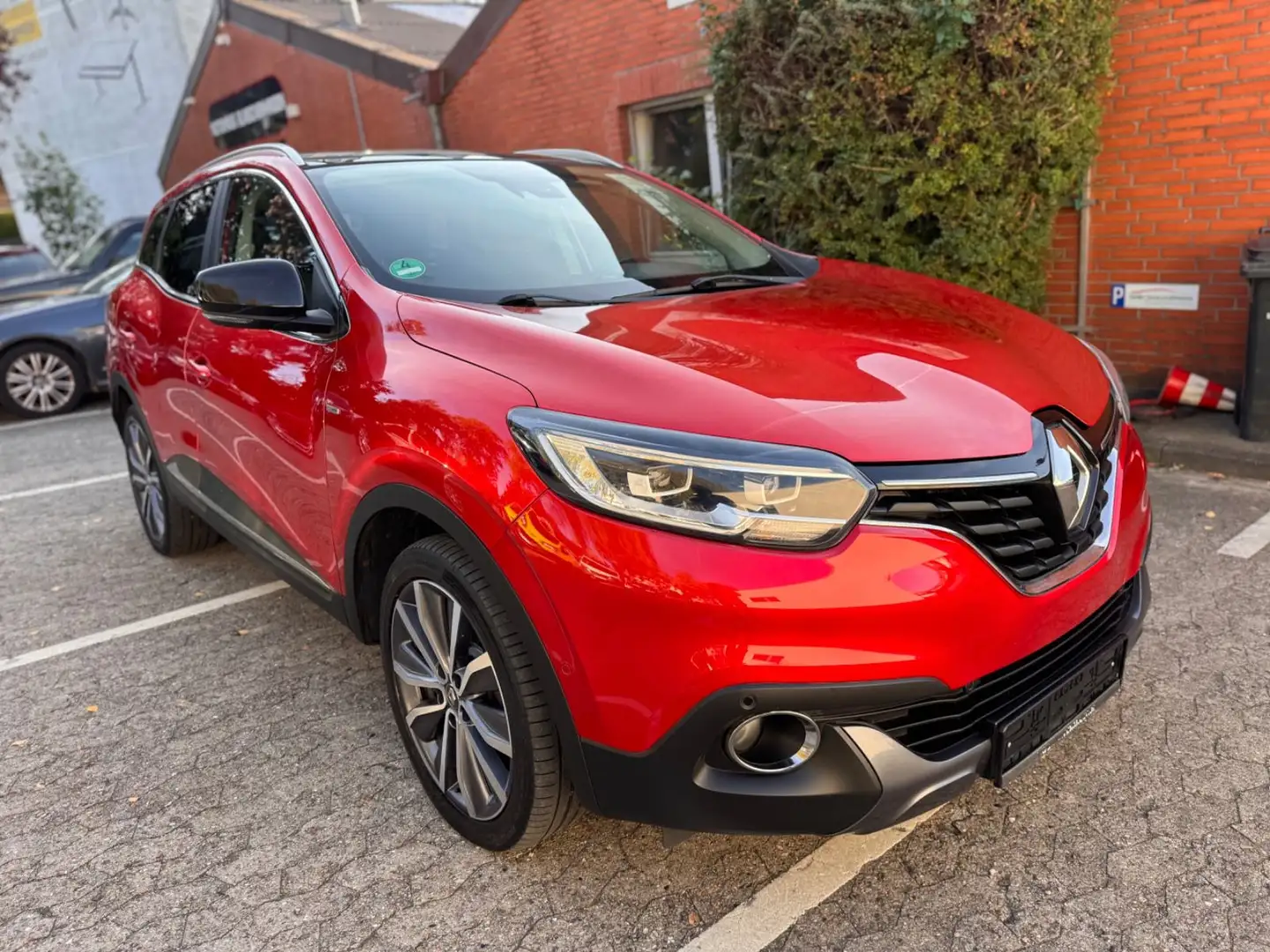 Renault Kadjar 1.6 dCi Bose Edition*LED*Panorama*CAM*1Ha Orange - 1