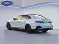 BMW 530 5-serie 530e M sport pakket, panoramadak, 21 inch, Grijs - thumbnail 15