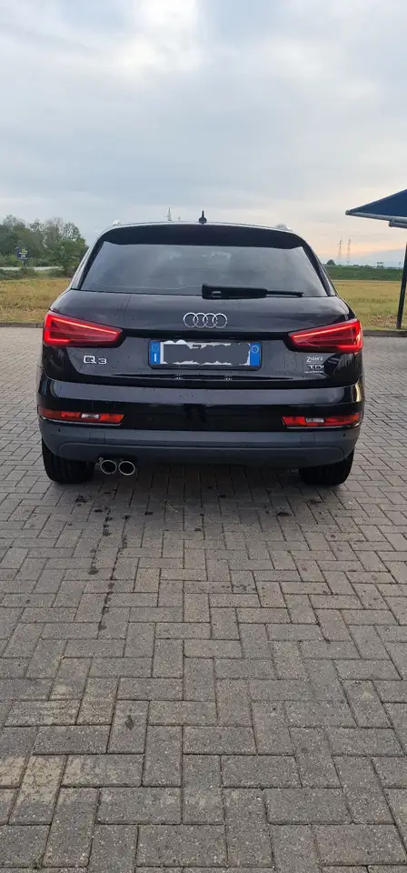 Audi Q3 2.0 tdi quattro 150cv s-tronic — photo 1 of 9