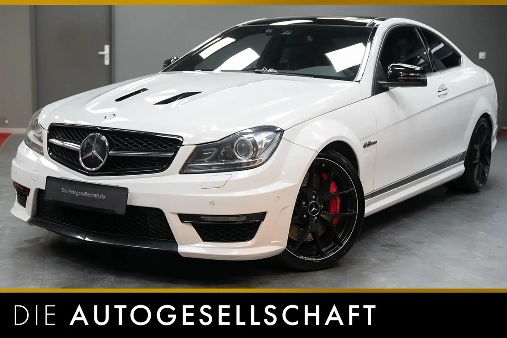 Mercedes-Benz C 63 AMG Edition 507 6.2 COUPE*KEYLESS*PANORAMA* Weiß - 1