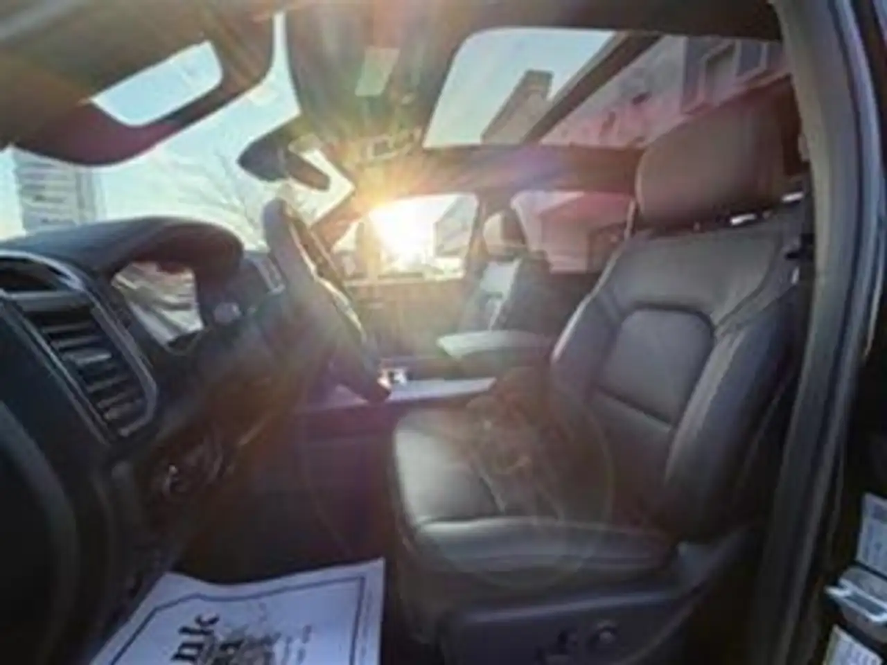 RAM 1500 снимка RAM 1500
