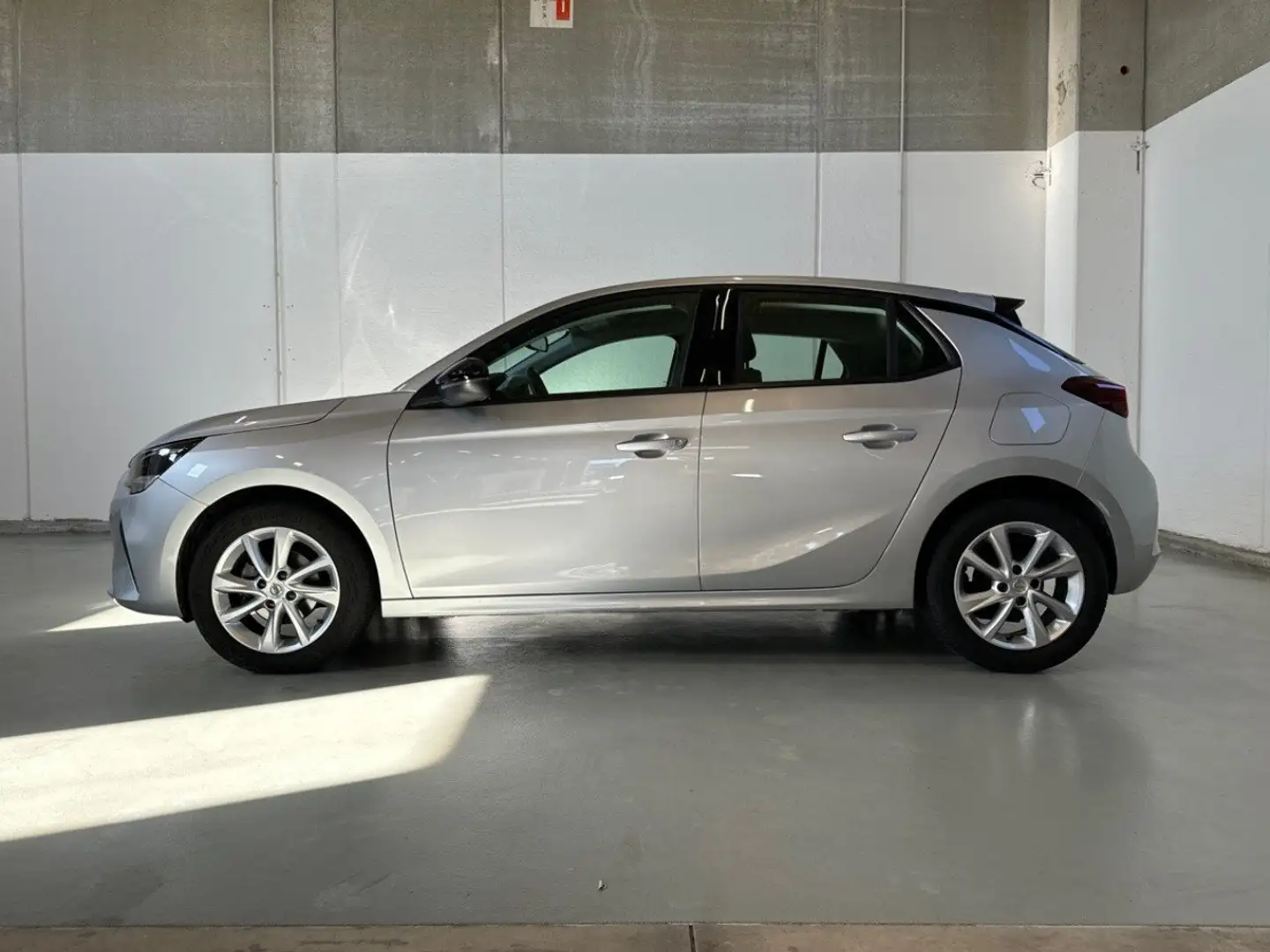 Opel Corsa 1.2 Elegance 75cv MT5 Gris - 2