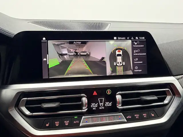 BMW 3 Series view 6