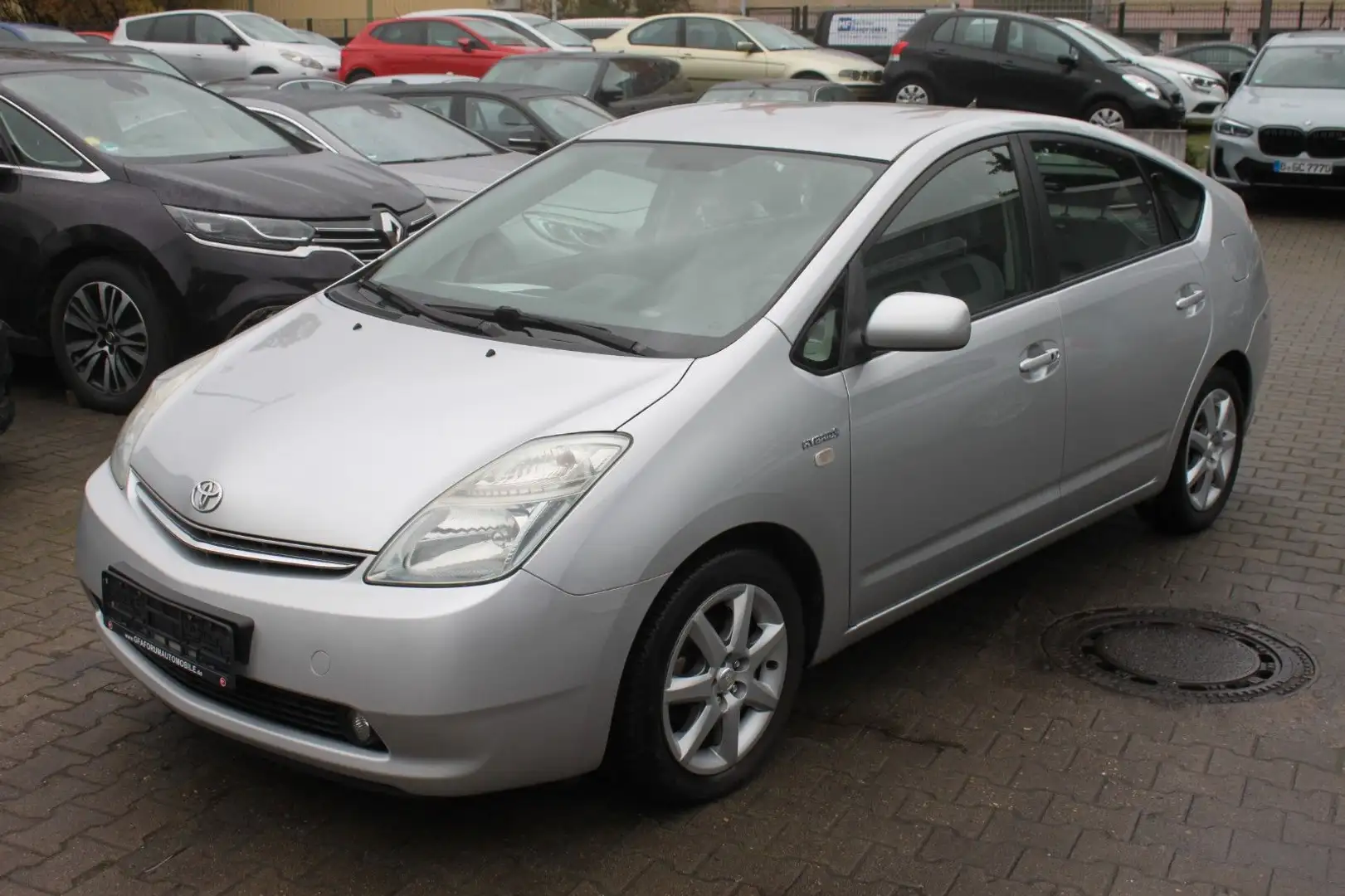 Toyota Prius Executive Navi Aut.Hybr.Benzin/E Argent - 1
