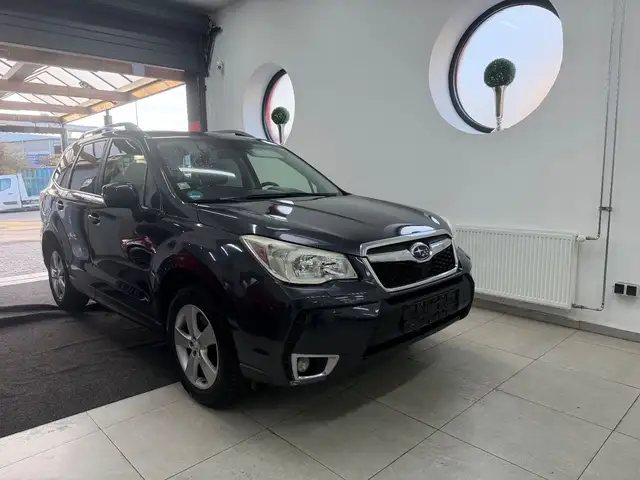Subaru Forester 2.0XT 1 Hand