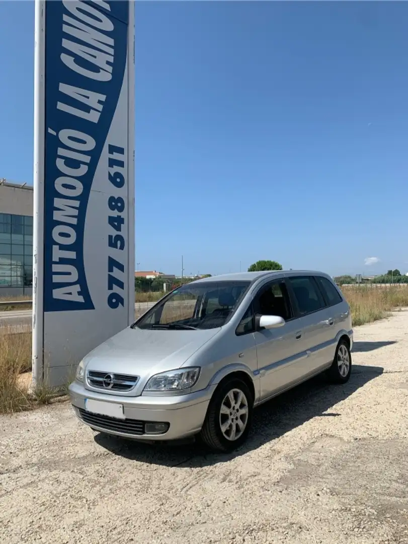 Opel Zafira 2.0Dti 16v Edición Especial Gris - 1