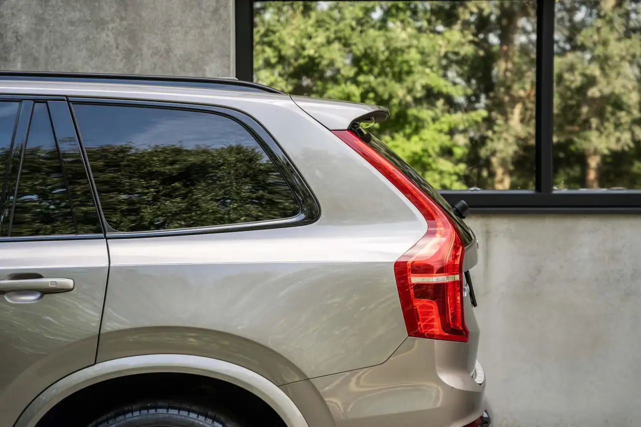 Volvo XC90 T8 R-Design Pano 360 H&K HUD Pilot Assist 22'', миниатюра 9