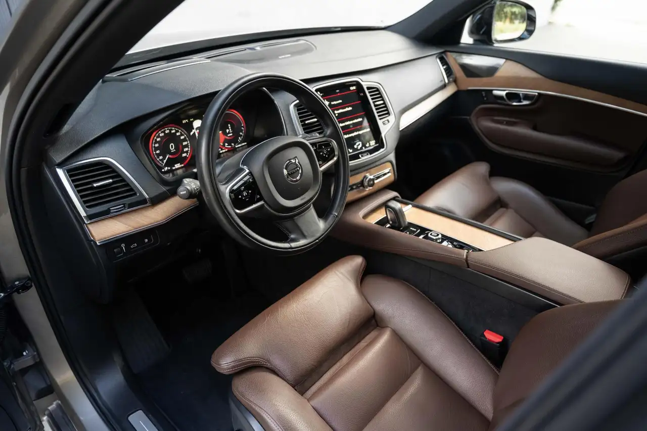Volvo XC90 T8 R-Design Pano 360 H&K HUD Pilot Assist 22'', миниатюра 3
