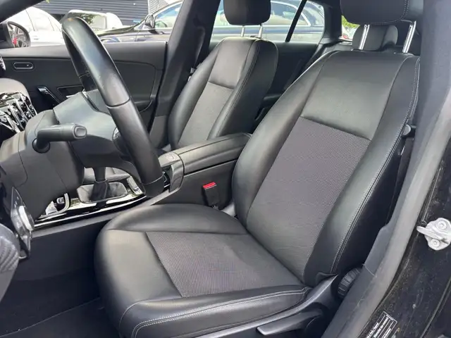 Mercedes-Benz CLA view 12