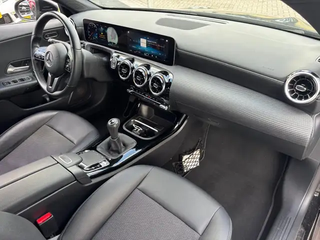 Mercedes-Benz CLA view 10