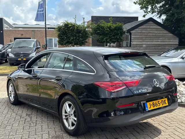 Mercedes-Benz CLA view 8