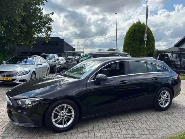 Mercedes-Benz CLA view 4