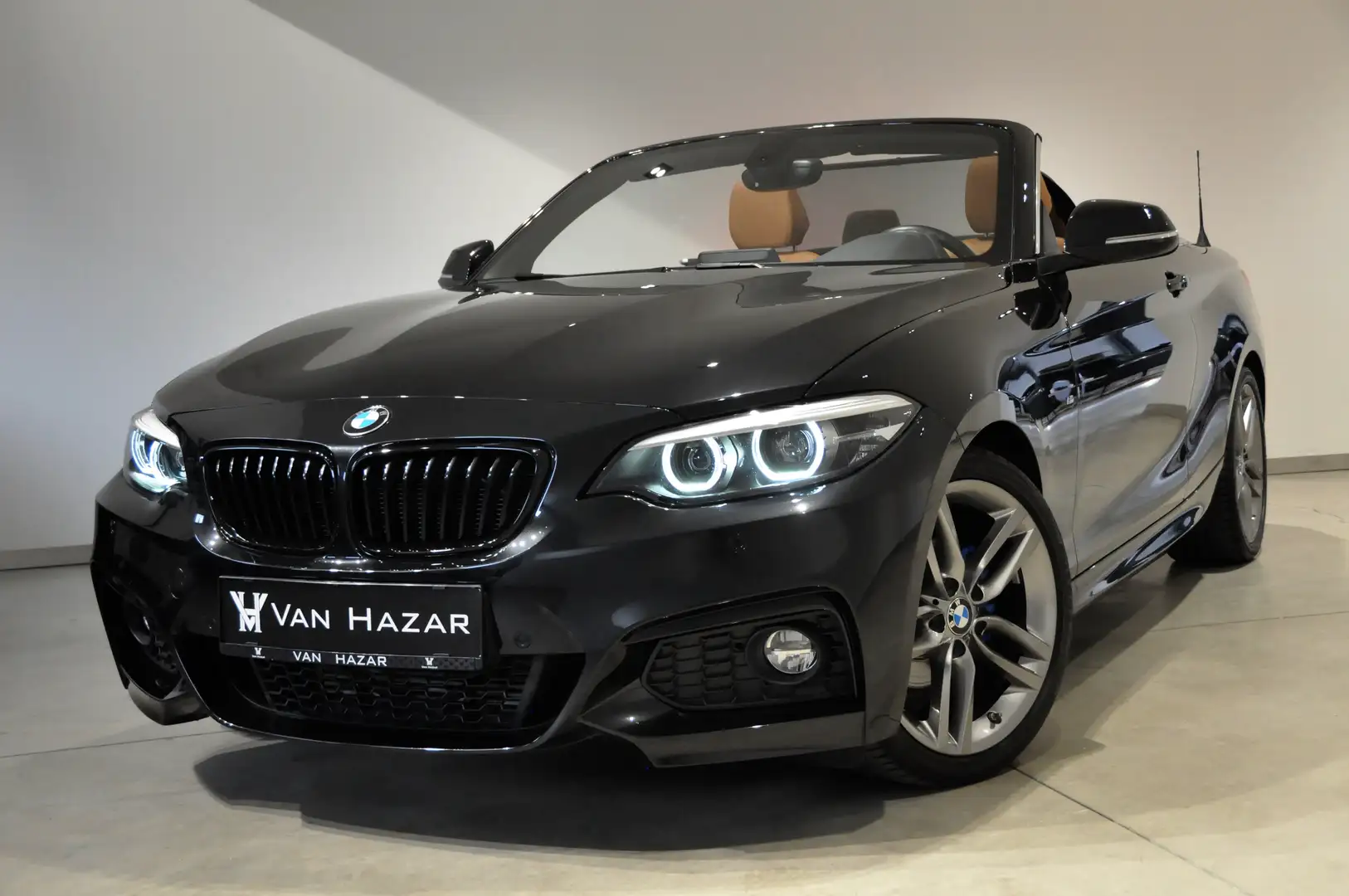 BMW 218 dA M Sport GPS | LED | PDC | DIGI | RSC | LEDER Zwart - 1