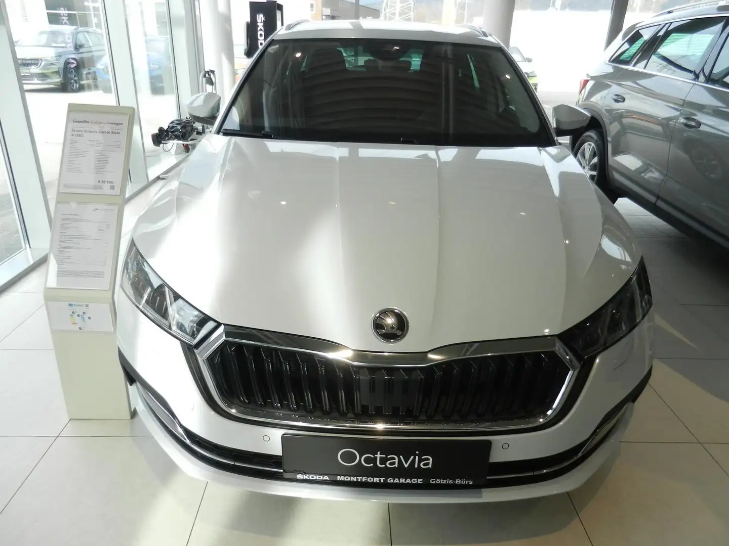 Skoda Octavia Style iV DSG Wit - 2