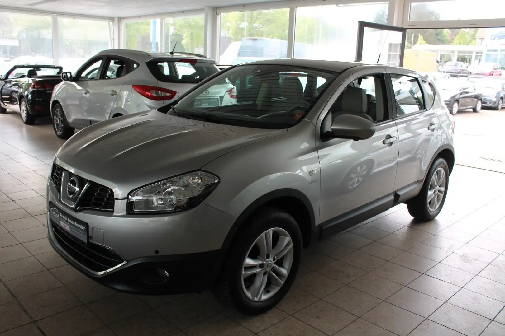 Nissan Qashqai Acenta Silber - 2