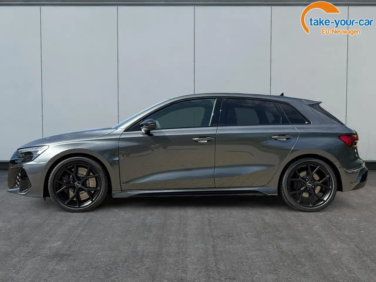 Audi RS3 Sportback MATRIX+360KAM+SHZ+KLIMA+LED+SOUND+19"... 2