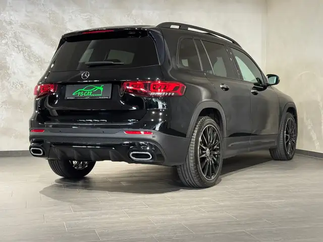 Mercedes-Benz GLB view 11