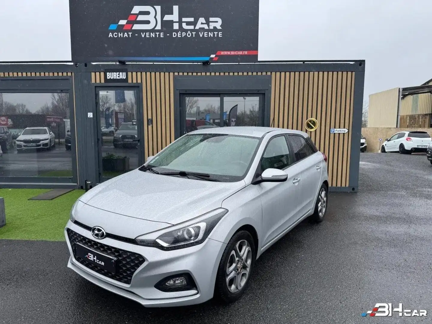 Hyundai i20 1.2 84ch INTUITIVE carplay Gris - 1