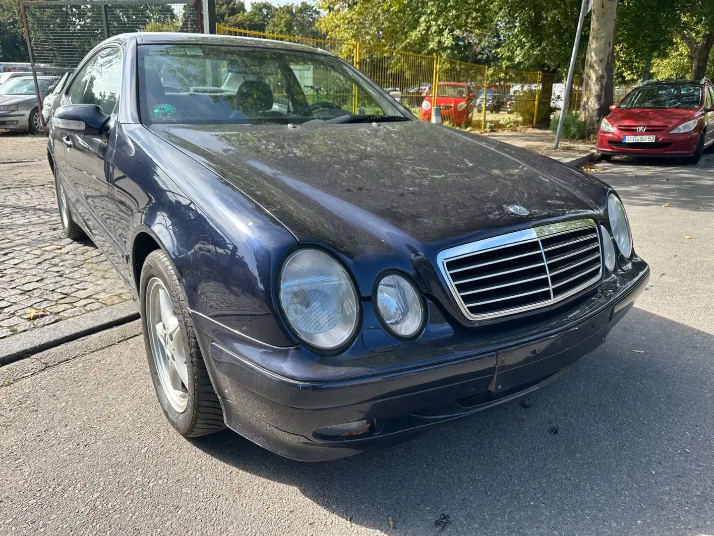 Mercedes-Benz CLK 320 ELEGANCE Blau - 1