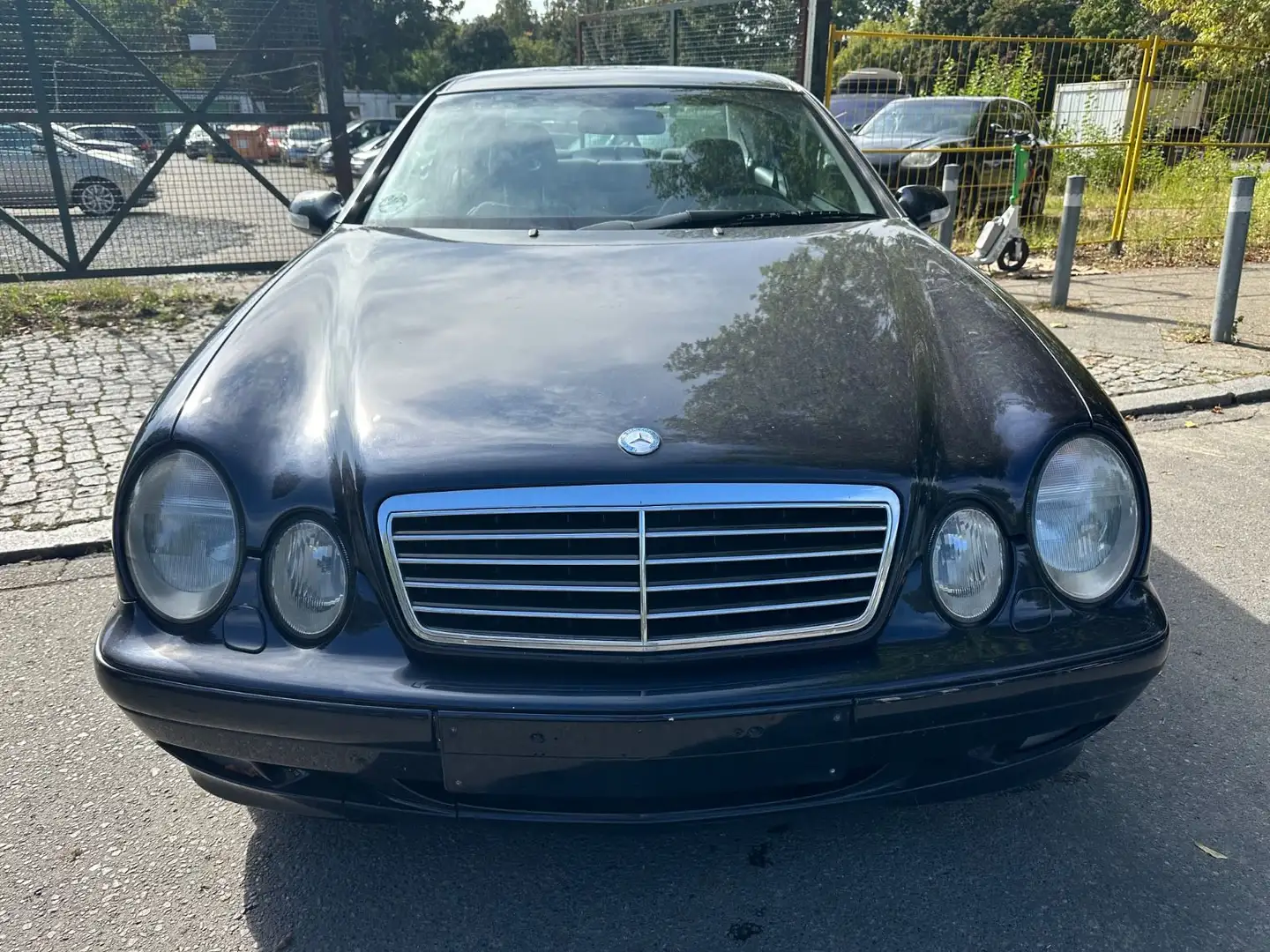 Mercedes-Benz CLK 320 ELEGANCE Blau - 2