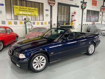320i Cabriolet E36 de 1999 en stock en France