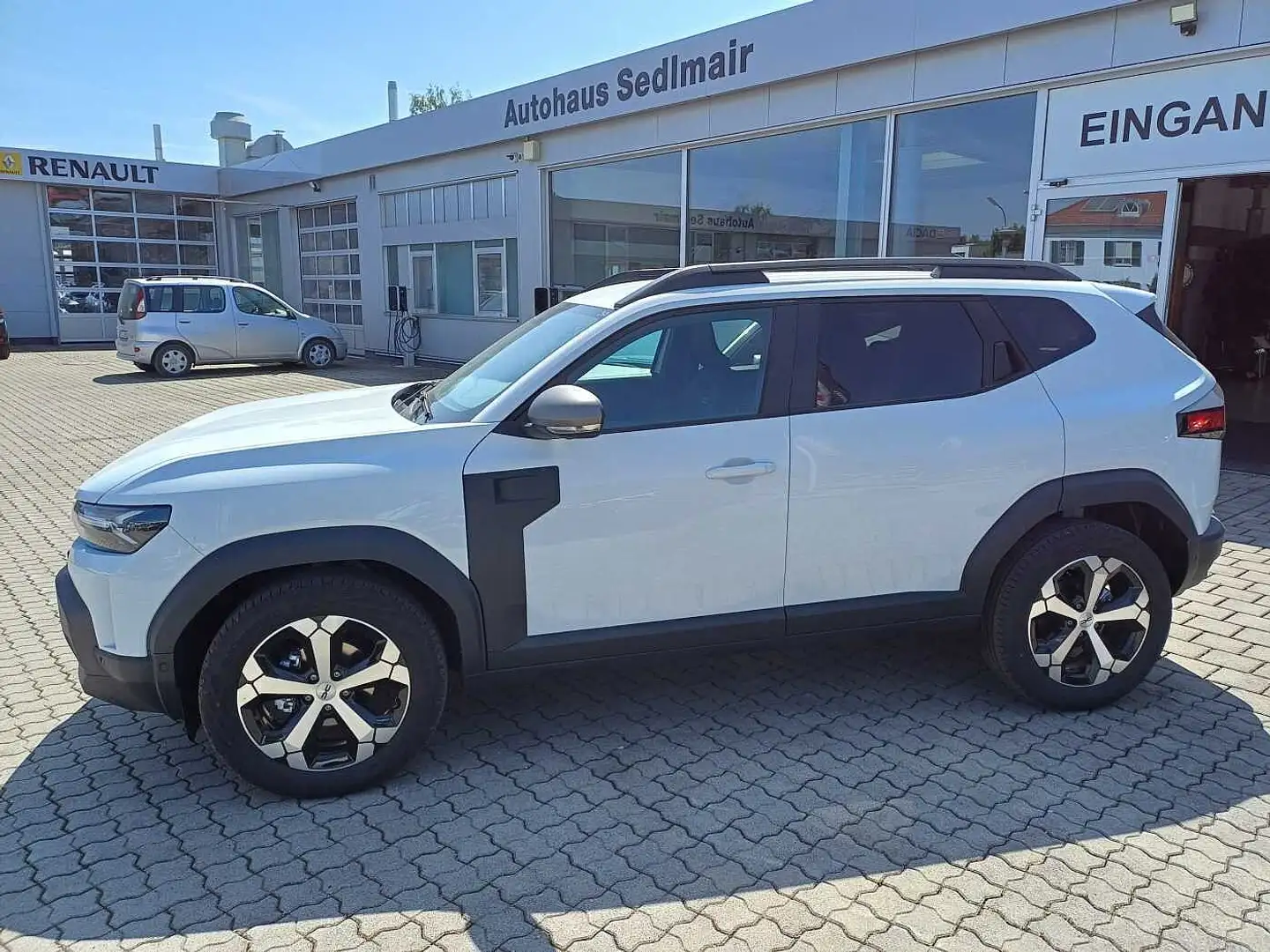 Dacia Duster TCe 130 Journey NAVI*CITY PAKET/Winterpaket* Weiß - 1