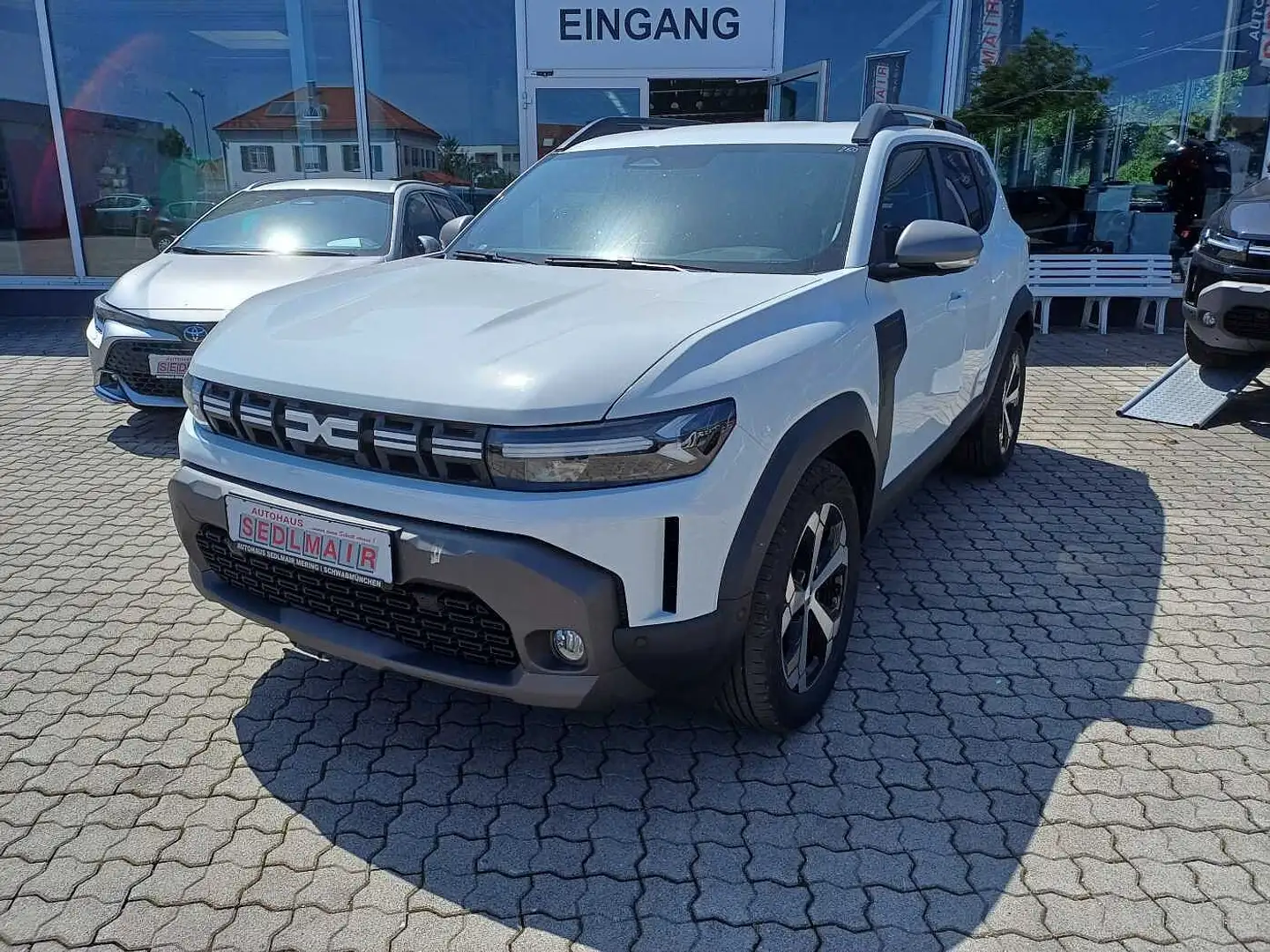 Dacia Duster TCe 130 Journey NAVI*CITY PAKET/Winterpaket* Weiß - 2
