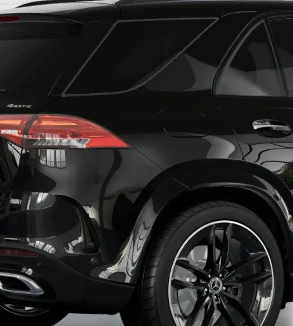 Mercedes-Benz GLE 450 d 4M SUV/AMG Premium/22"/MY25 Zwart - 1