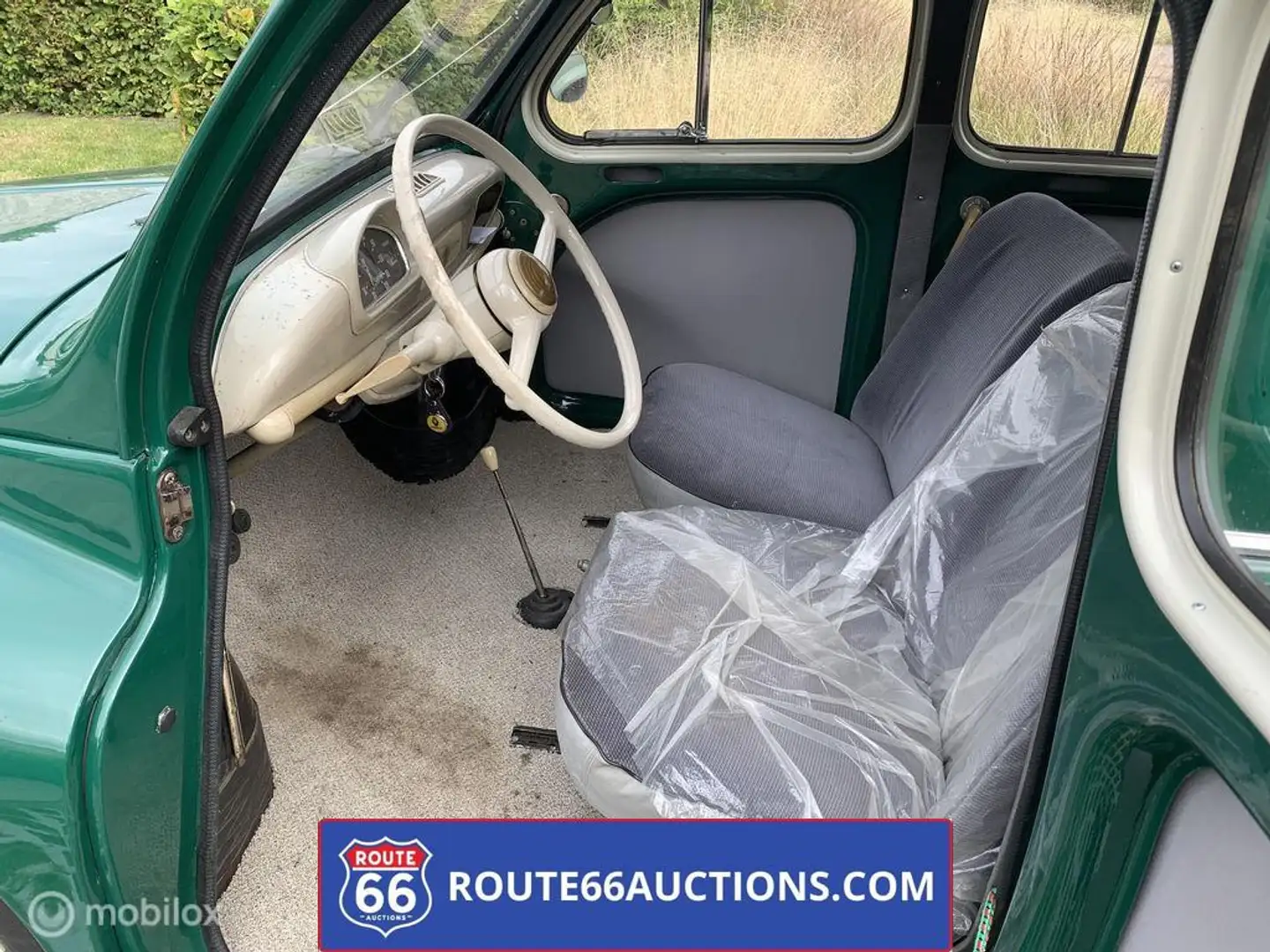 Renault R 4 CV Schwarz - 2