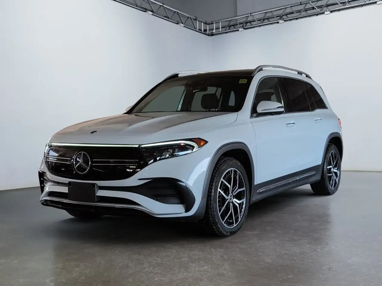 2023 Mercedes-Benz EQB