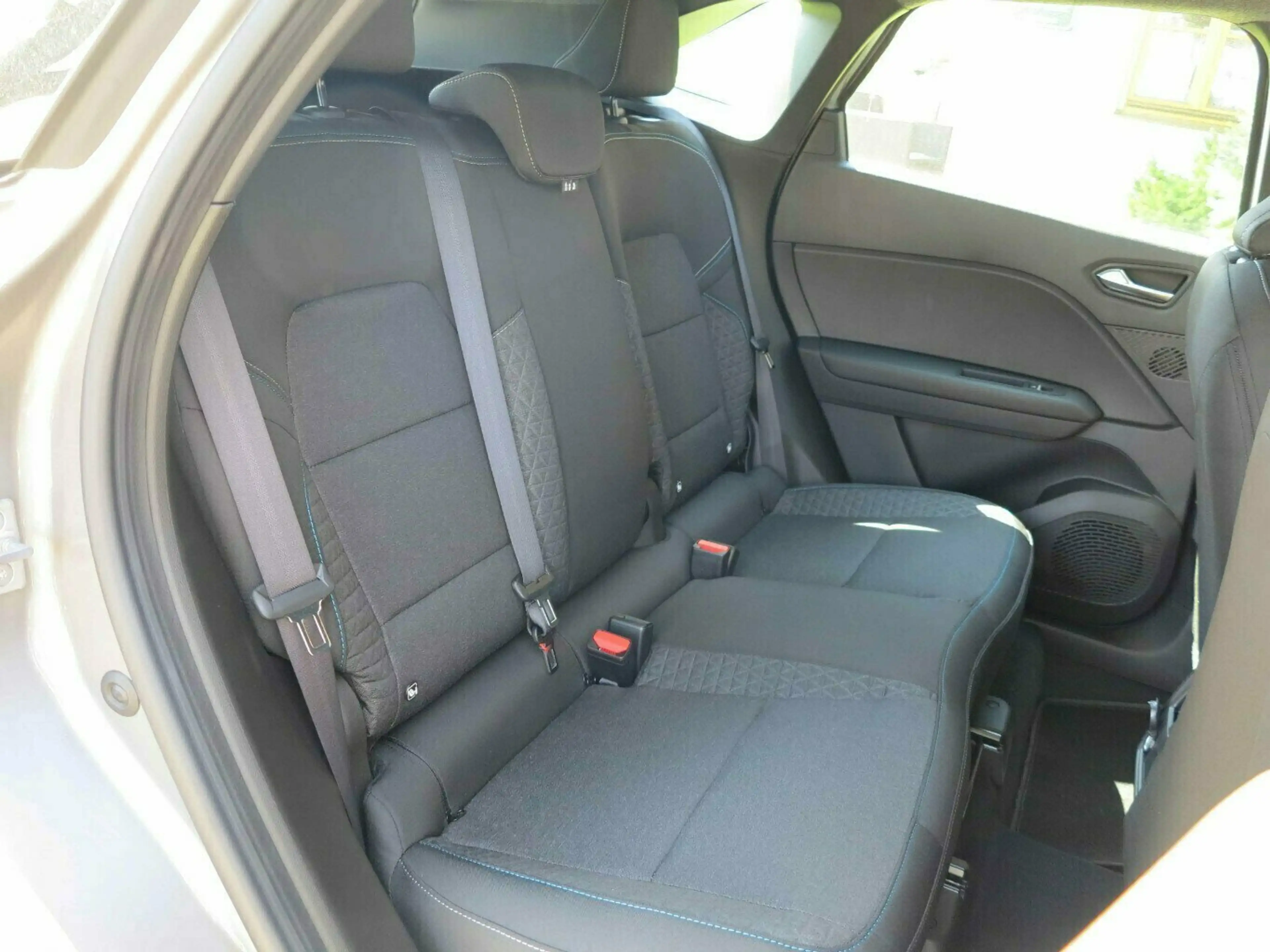 Mitsubishi Grandis 1.8 Diamant Plus, günstig finanzierbar! — photo 9