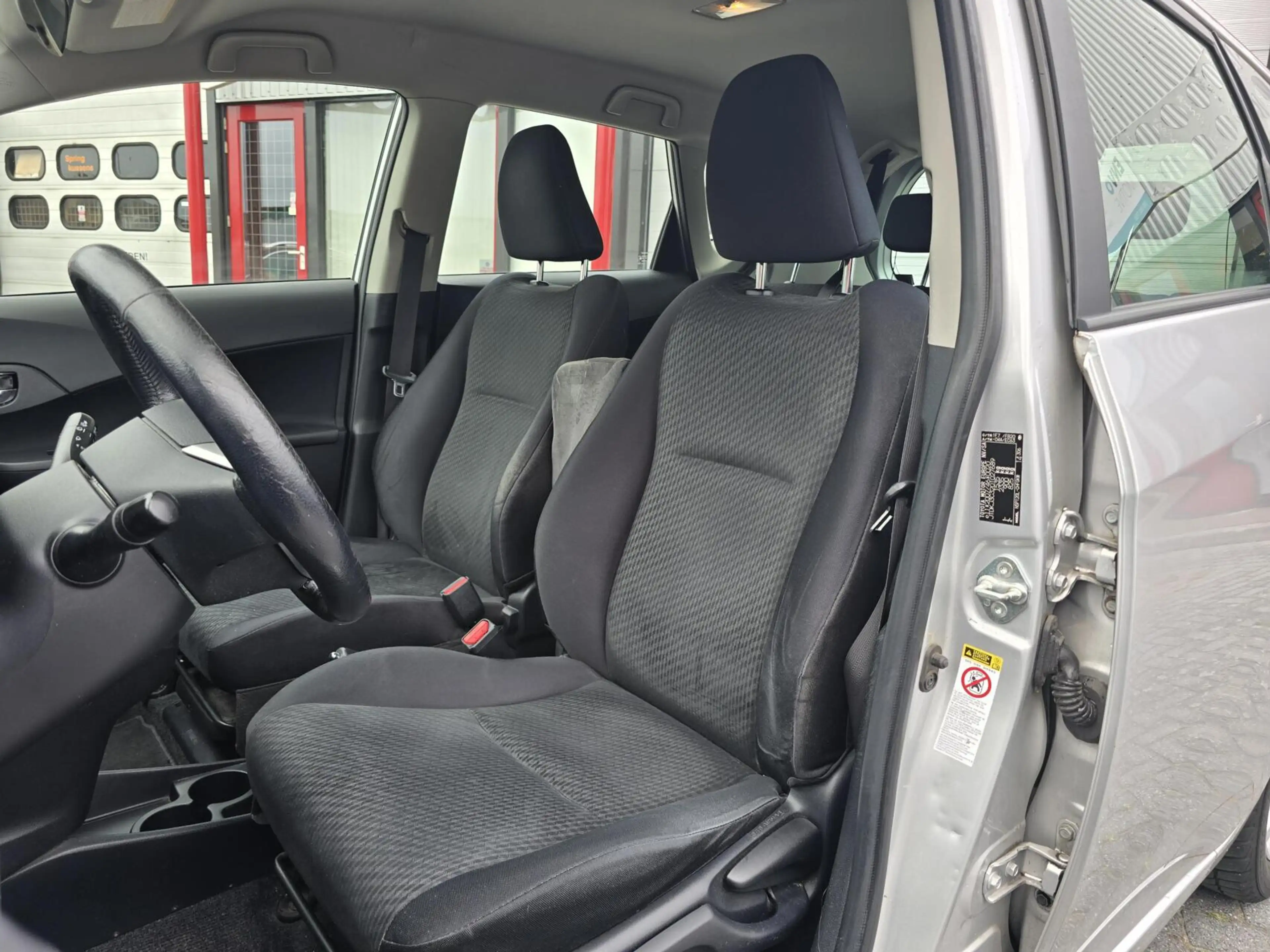 Toyota Verso-S 1.3 VVT-i Aspiration Trekhaak/Camera/Navi/LMV — photo 4