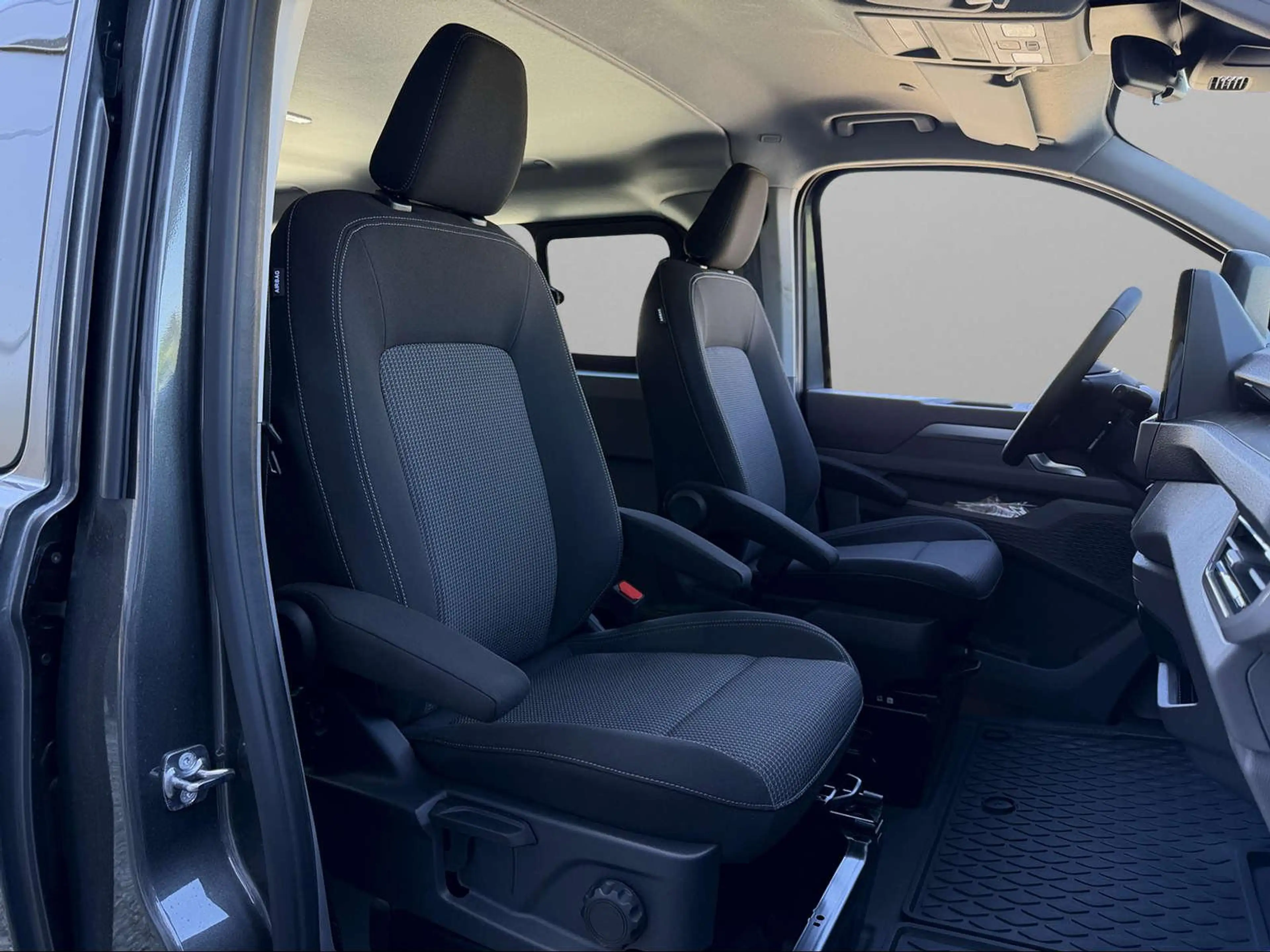 Volkswagen T7 Kombi MIXTO KR 2.0TDI DSG 5Sitz/SHZ/KAMERA/AP — photo 7