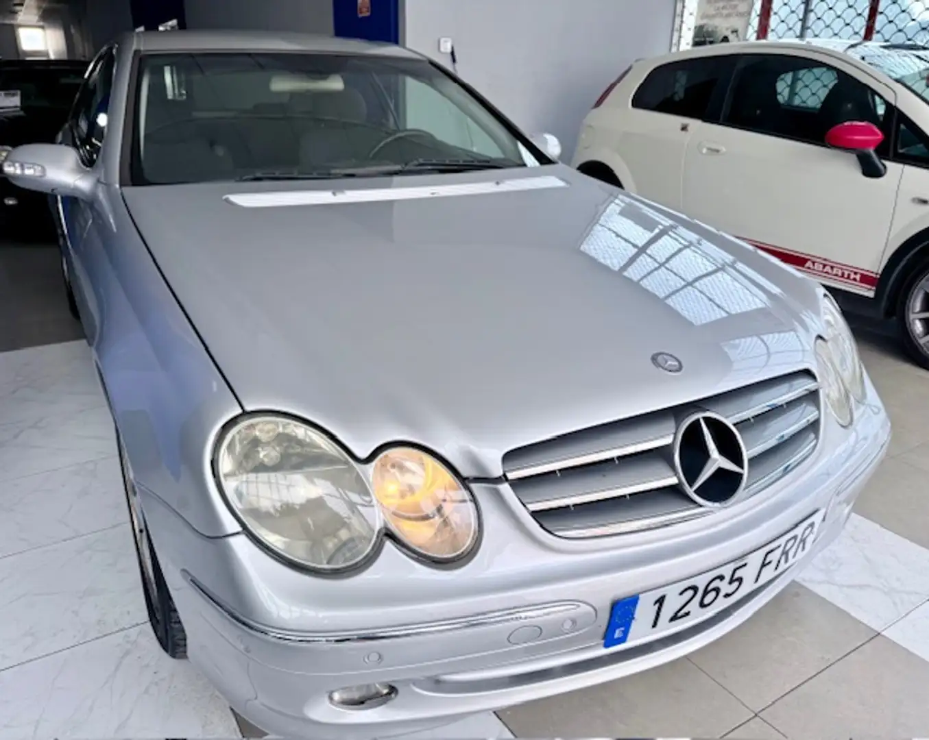 Mercedes-Benz CLK 200 Deportivo Automático de 2 Puertas Grau - 2