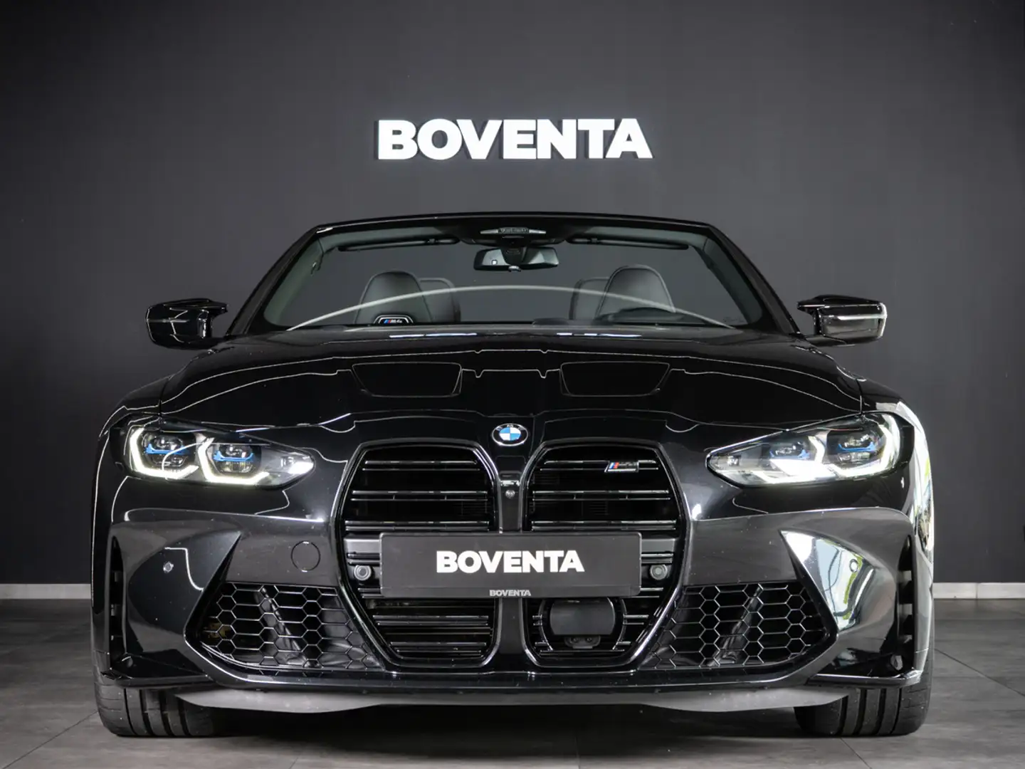 BMW M4 Competition Cabrio xDrive *LASER*CARBON*HUD*VOLL* Zwart - 2