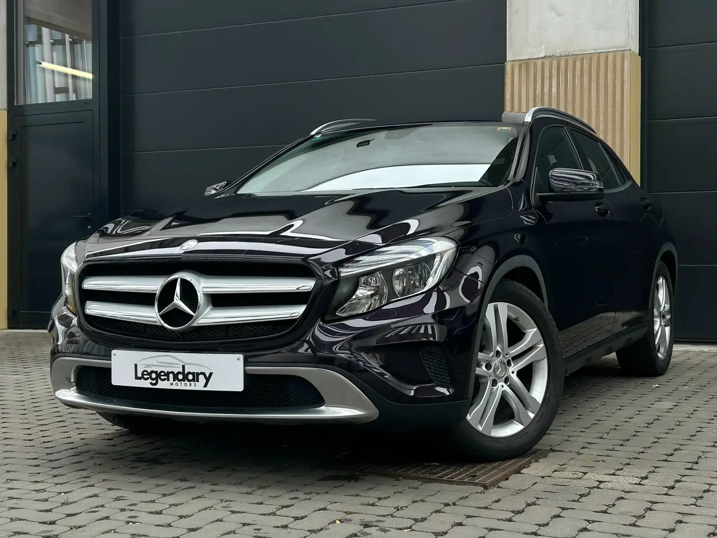 Mercedes-Benz GLA 180 i | CAMERA | SIEGE CHAUFFANT | GARANTIE Burdeos - 1