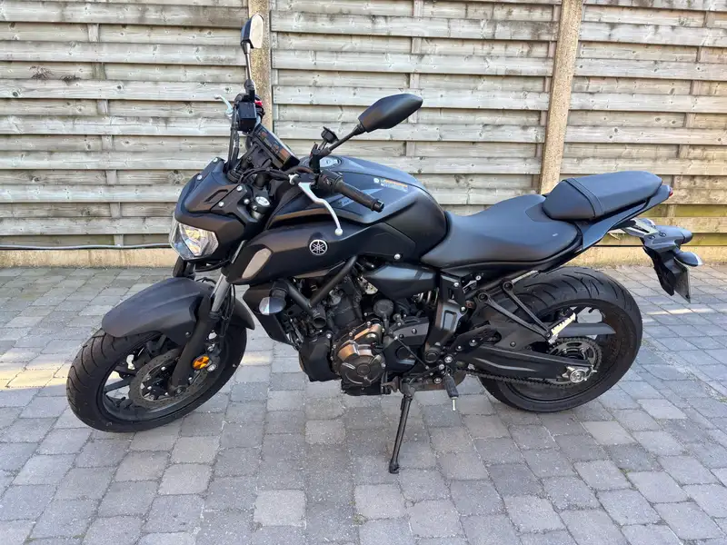 Yamaha MT-07 - foto 3