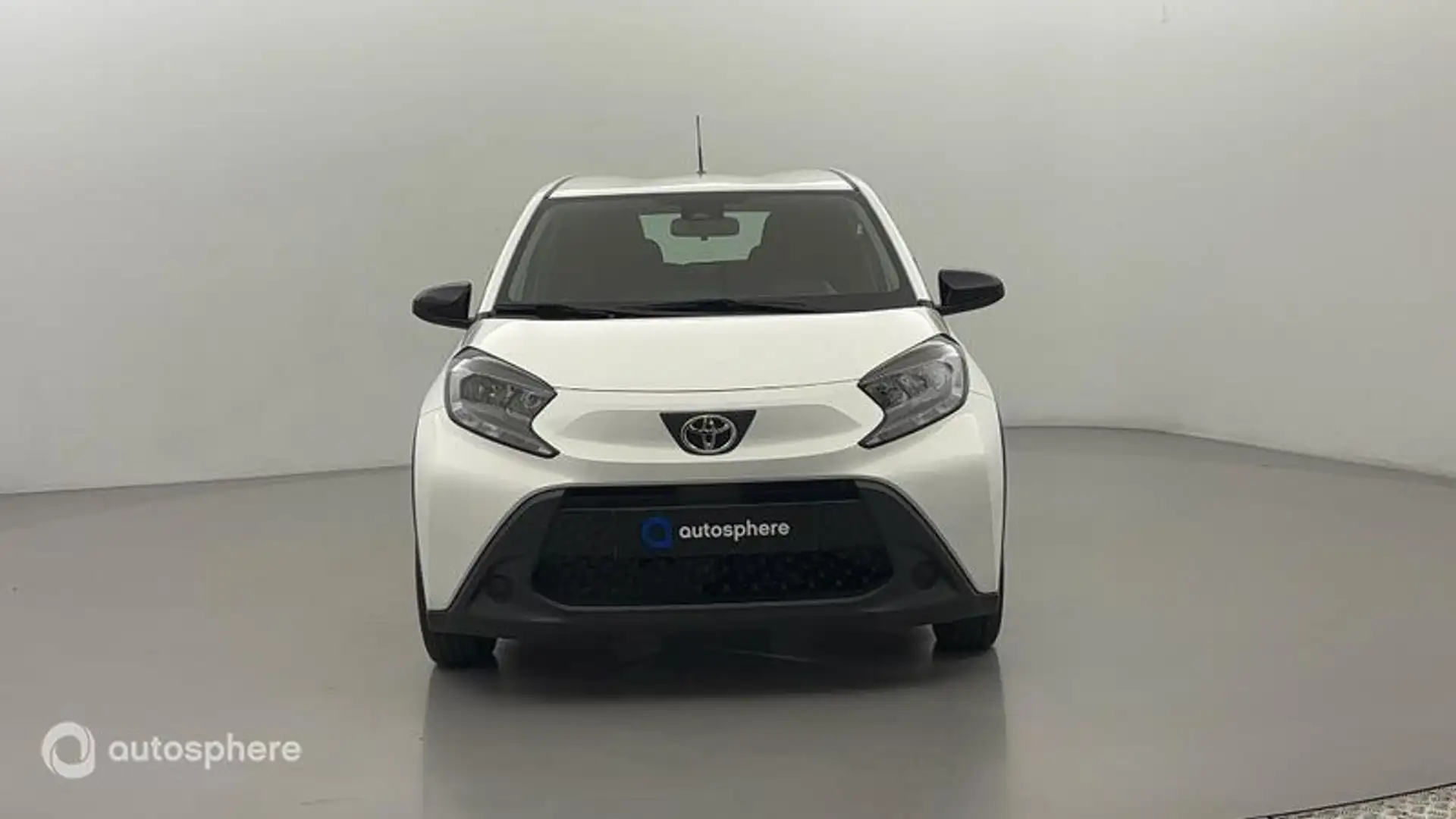 Toyota Aygo X 1.0 VVT-i 72ch Dynamic - 2