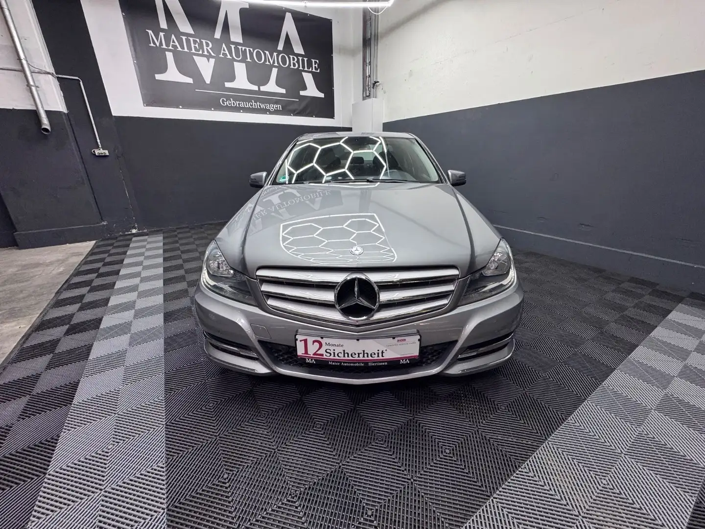 Mercedes-Benz C 250 Limo CGI BlueEfficiency Avantgarde 7G*PDC* Silber - 2