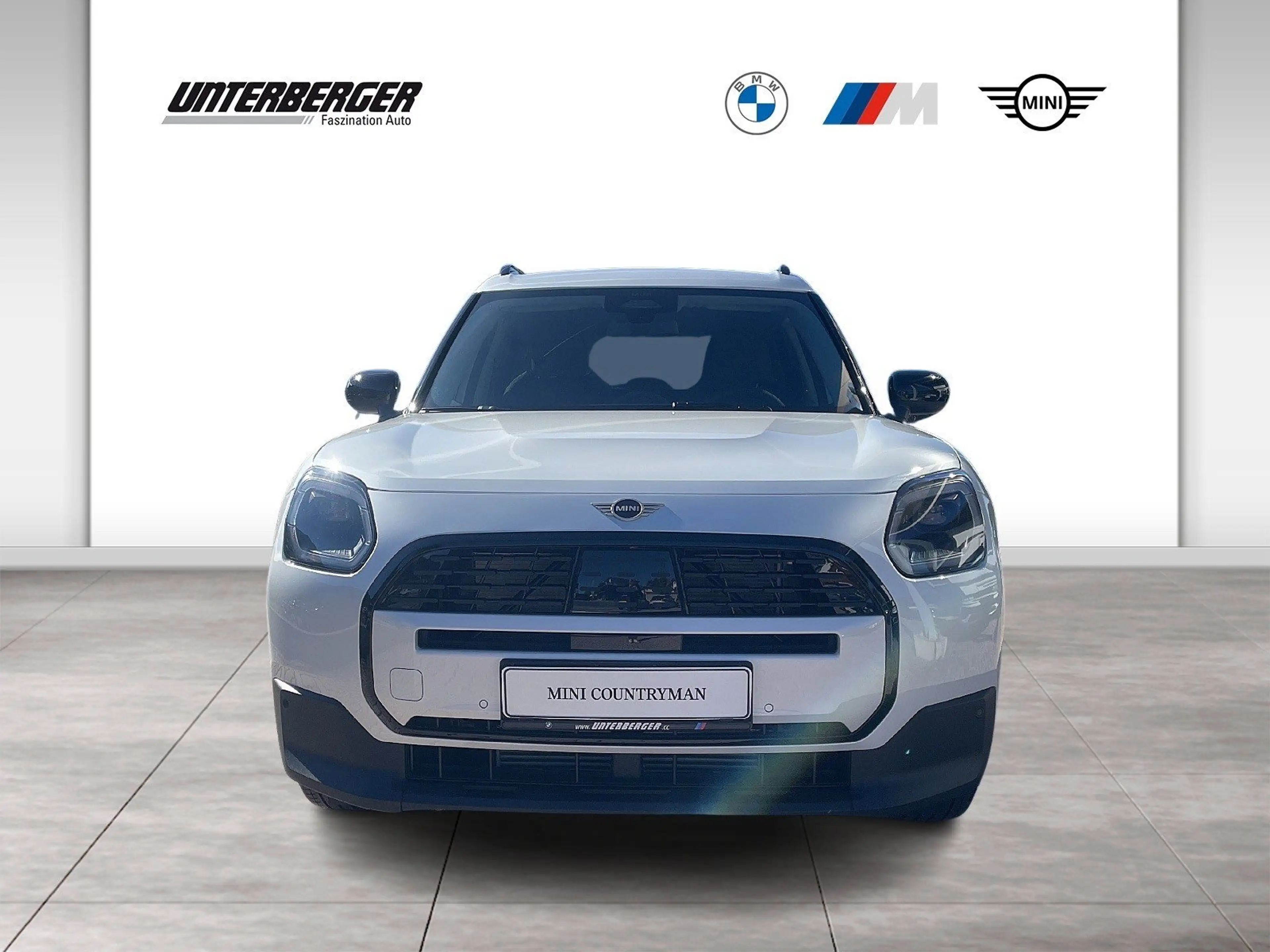 MINI One Classic Trim Countryman — photo 2