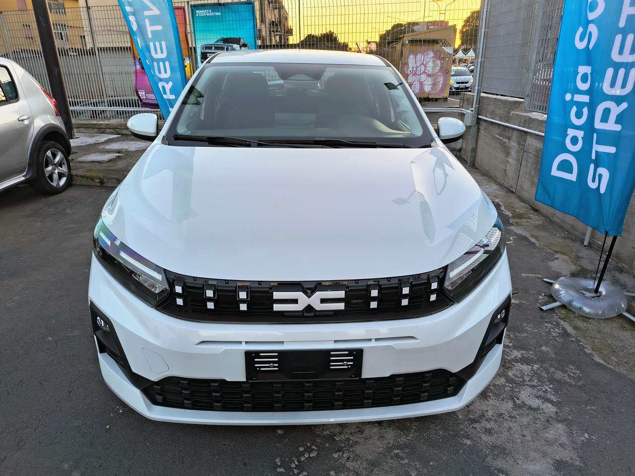 Dacia Sandero DACIA SANDERO STREETWAY EXPRESSION NUOVA DA IMMATRICOLARE EURO 16.250 EURO