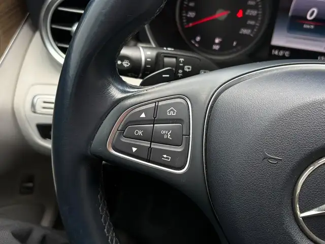 Mercedes-Benz C-Class view 17