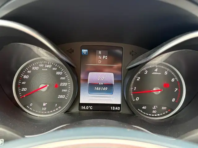 Mercedes-Benz C-Class view 19
