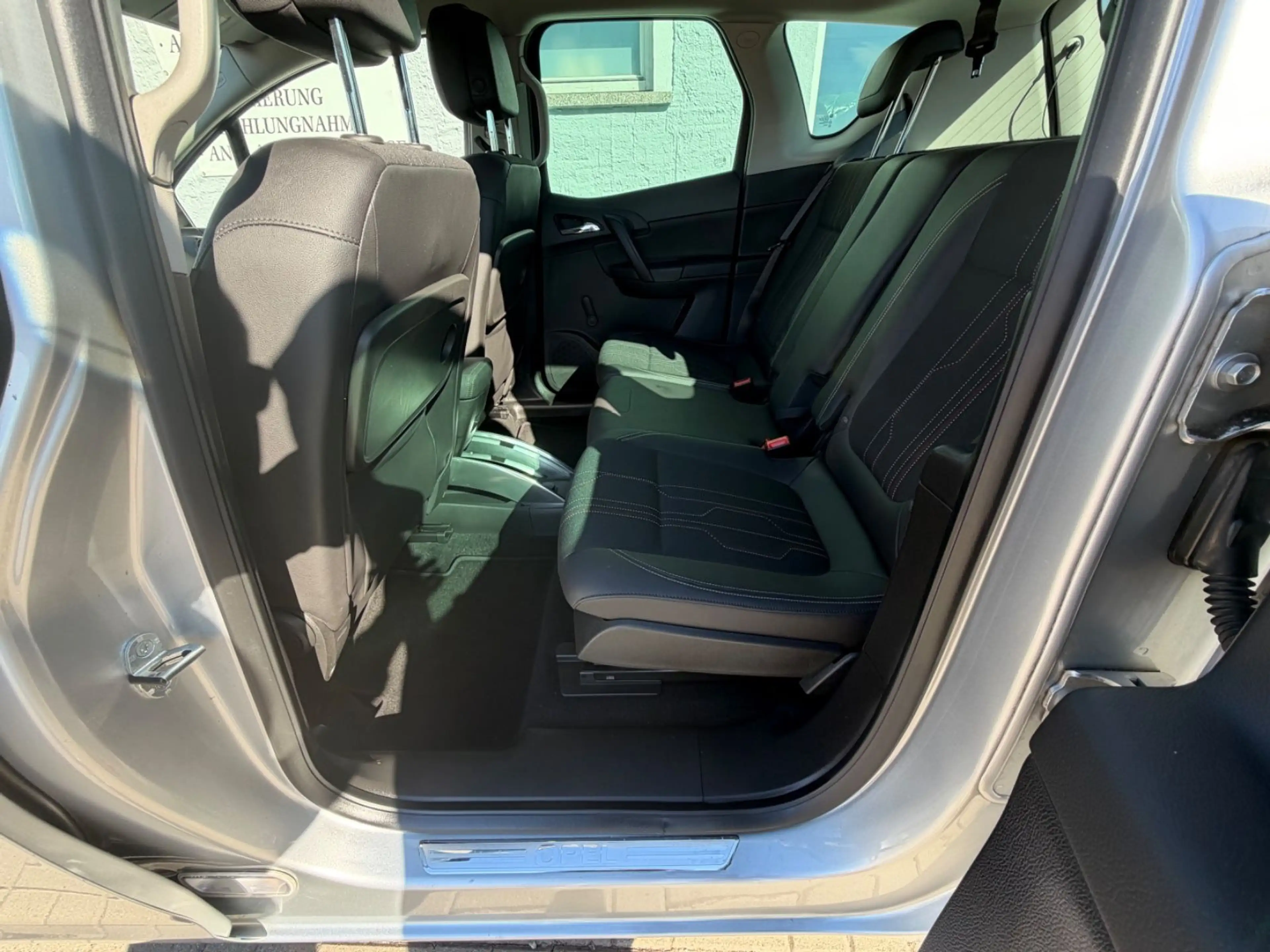 Opel Meriva B 150 Jahre Opel — photo 14