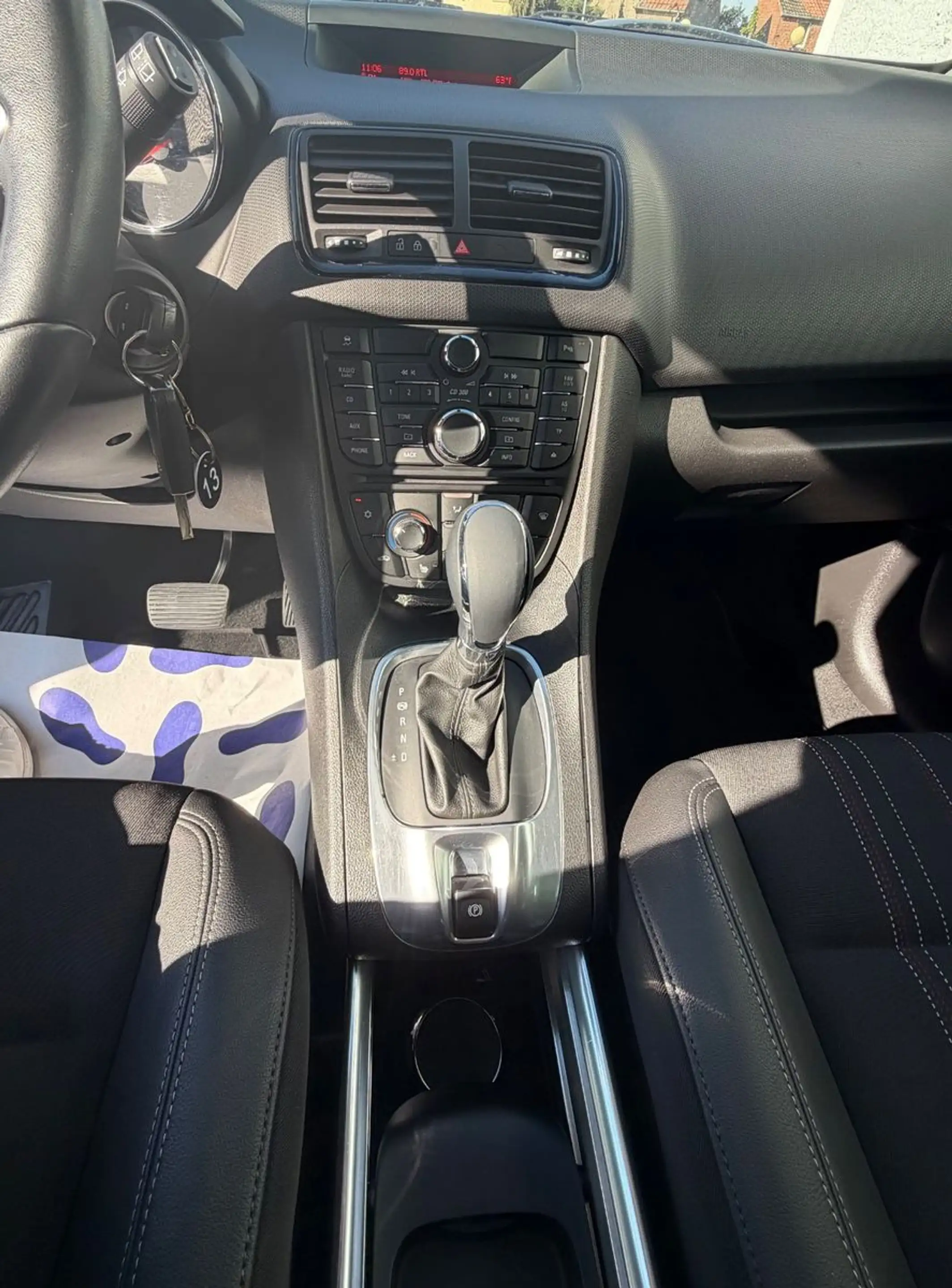 Opel Meriva B 150 Jahre Opel — photo 11