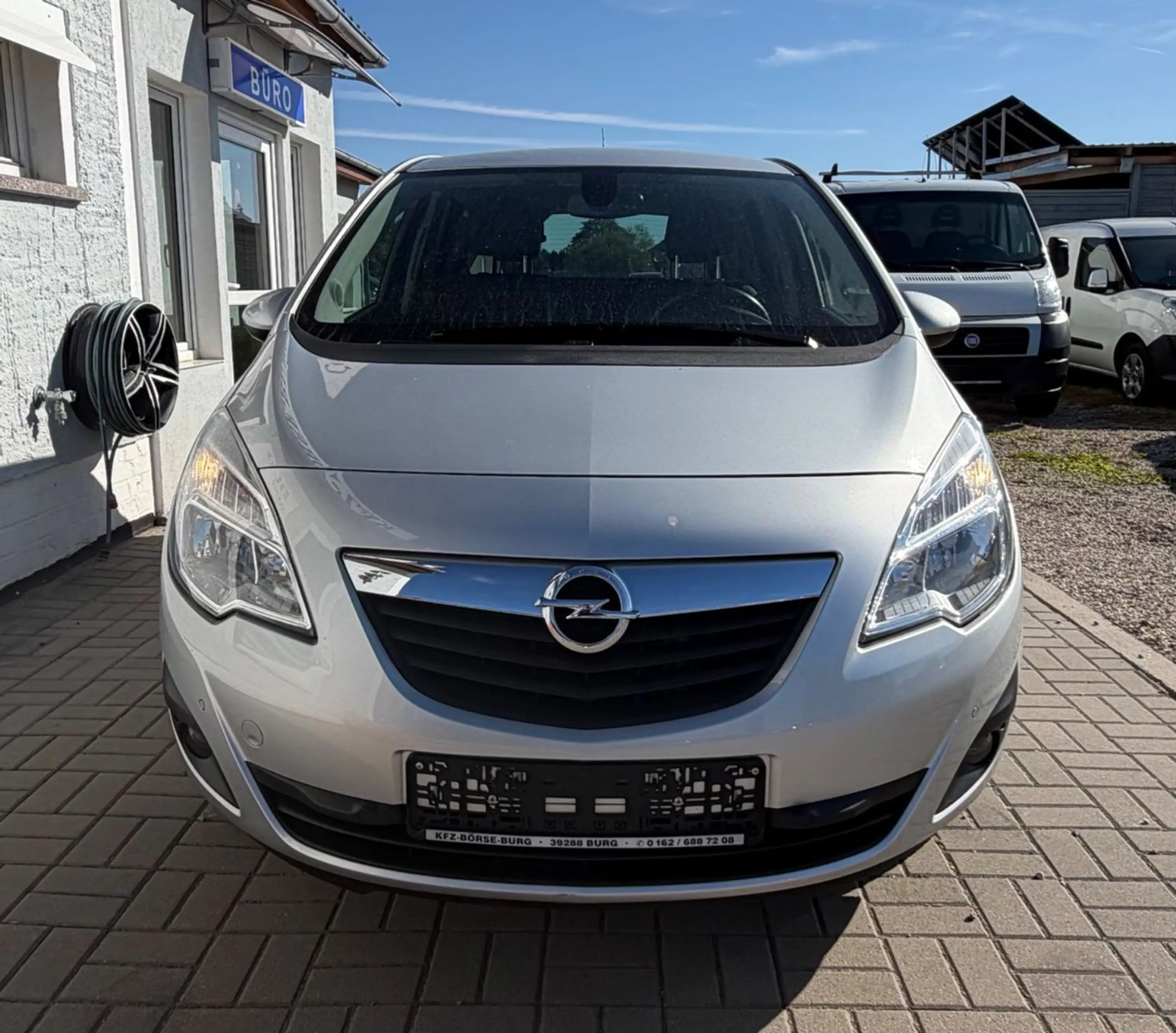 Opel Meriva B 150 Jahre Opel — photo 2