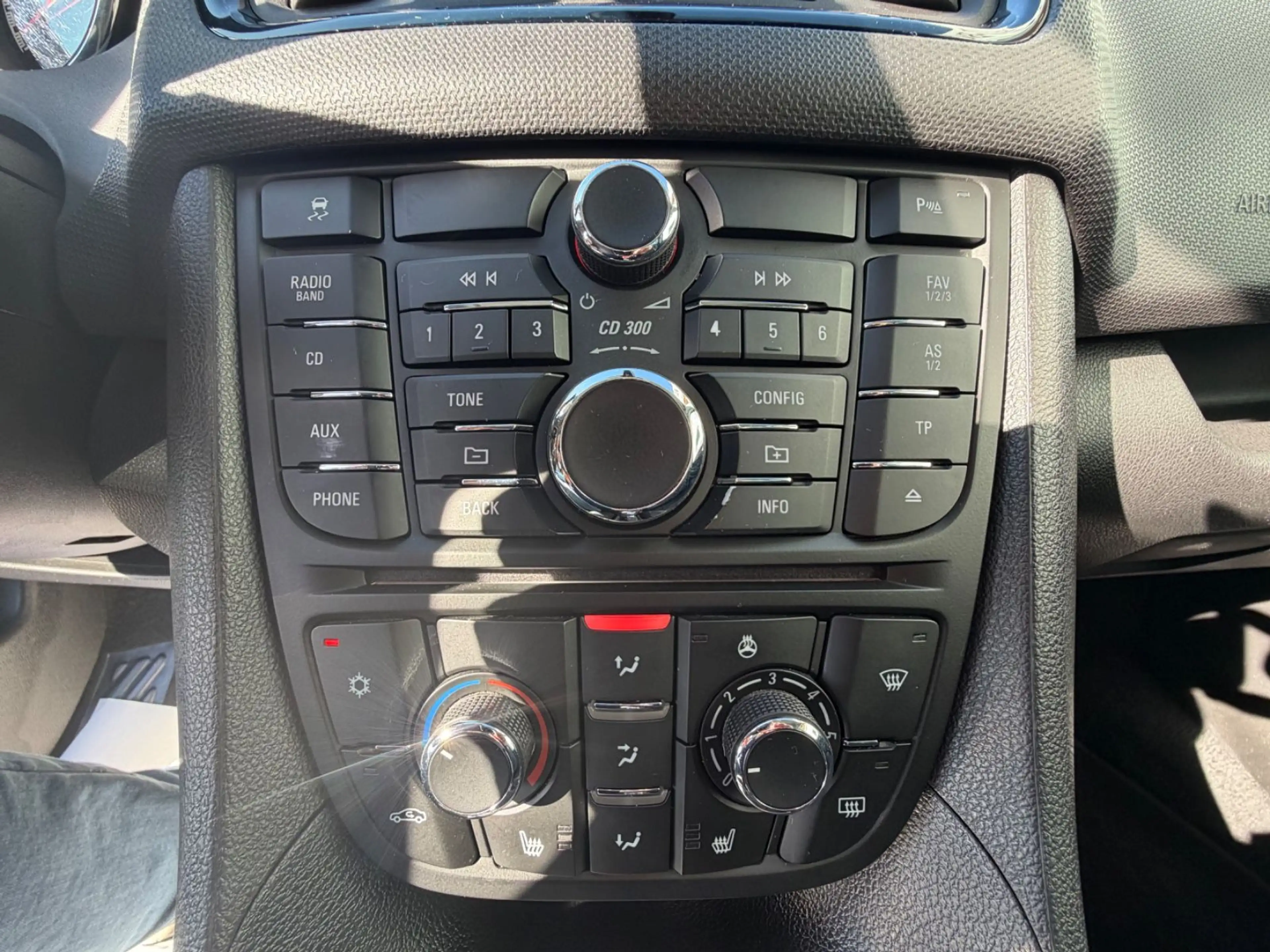 Opel Meriva B 150 Jahre Opel — photo 12