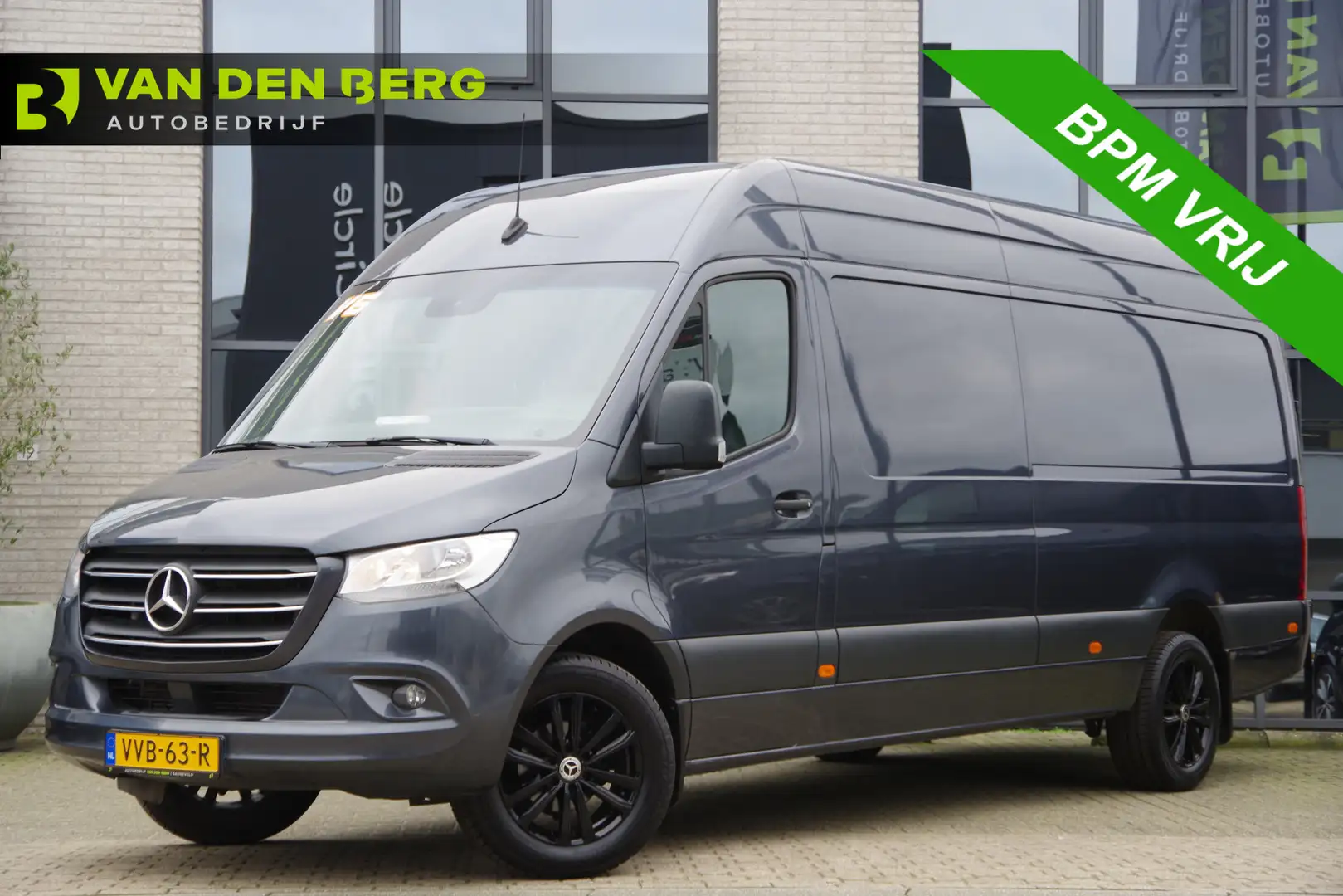 Mercedes-Benz Sprinter 319 3.0 CDI V6 L3H2 AUT-7, LEDER, 3.5T TREKHAAK, C Grijs - 1