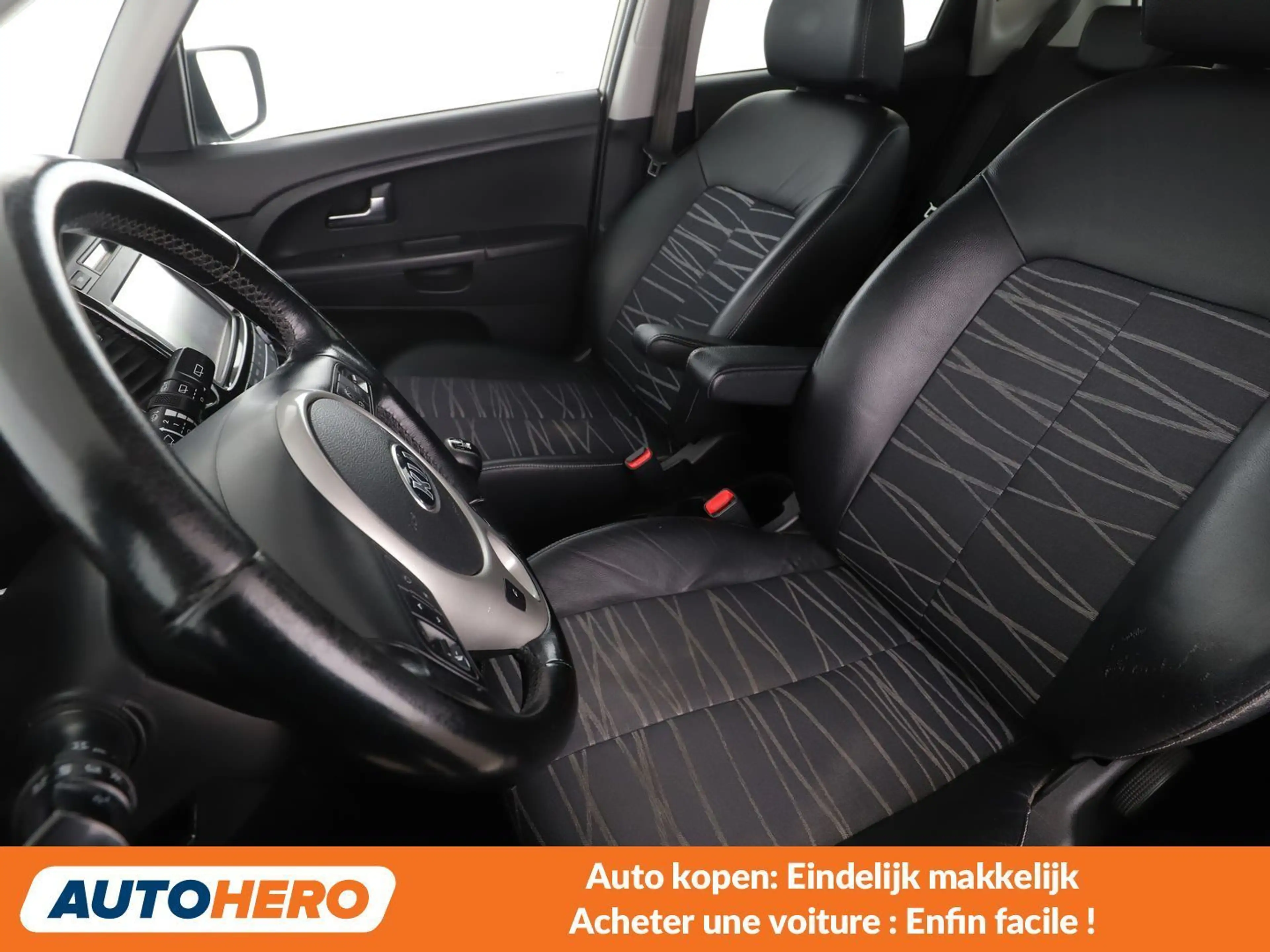 Kia Venga 1.4 Active — photo 15